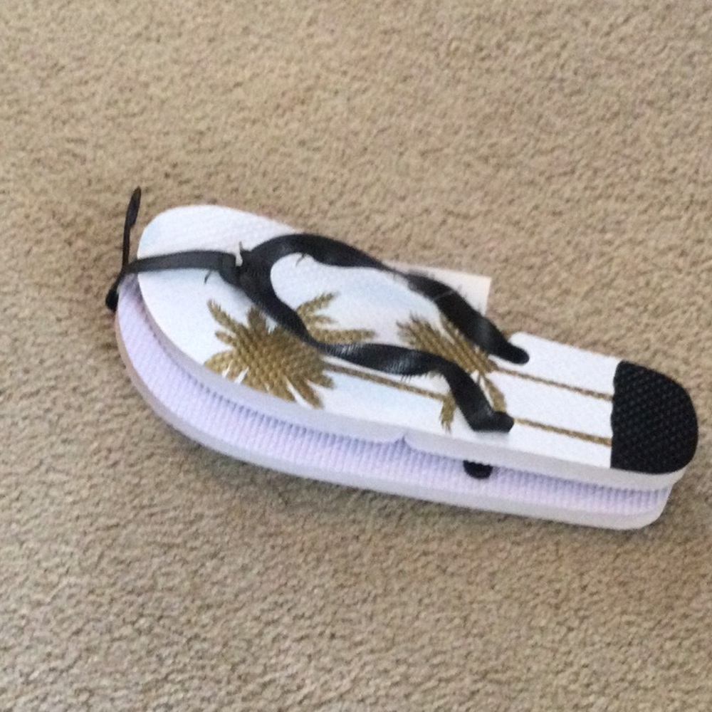 Flip Flops - Picture 2 of 5